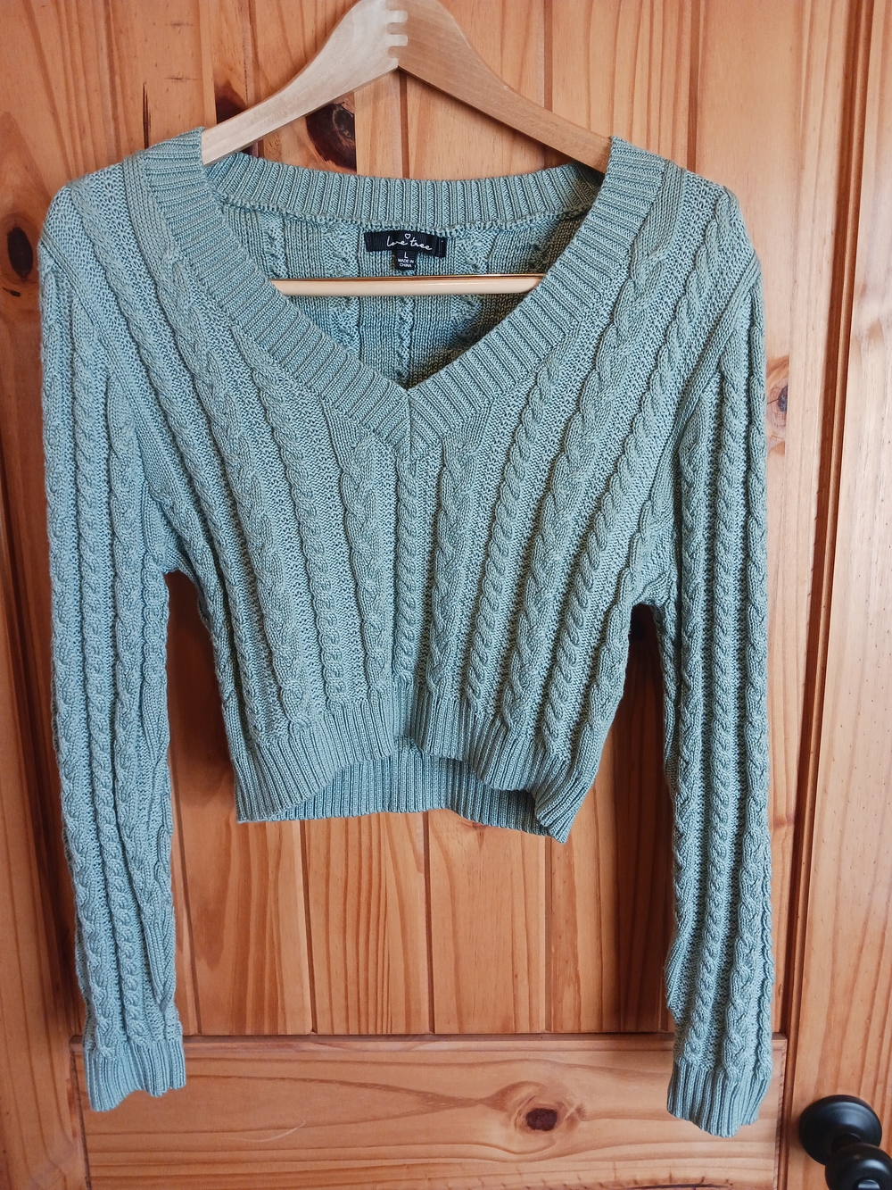 Love Tree Light Sage Cable V-Neck Cropped Sweater